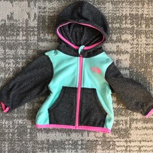 The North Face Jackets & Coats - Baby girl North Face fleece jacket 3-6M The North Face Jackets & Coats - Baby girl North Face fleece jacket 3-6M